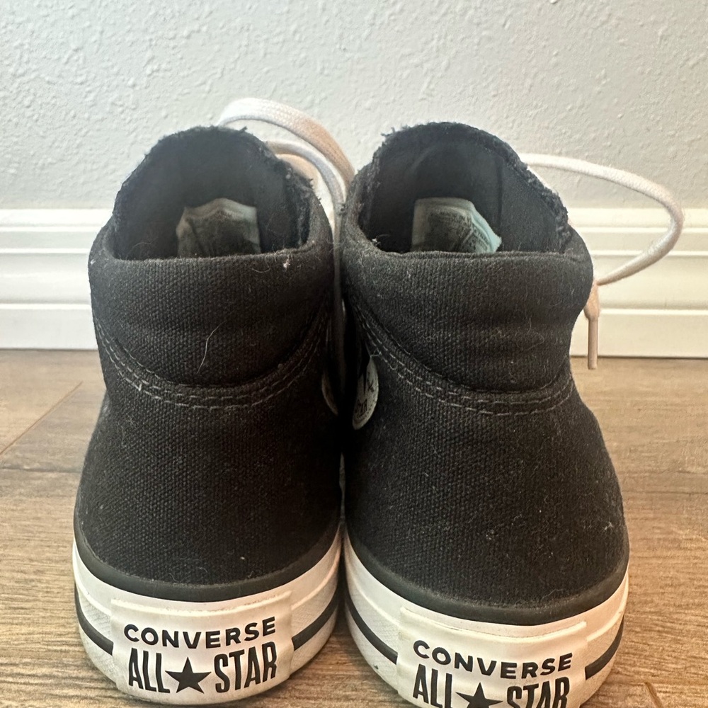 Converse Black and White MidRise-Tops - Picture 4 of 7